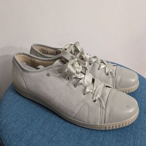 Hotter Women's Rioja Gray Sneakers White Size 10M. VGUC